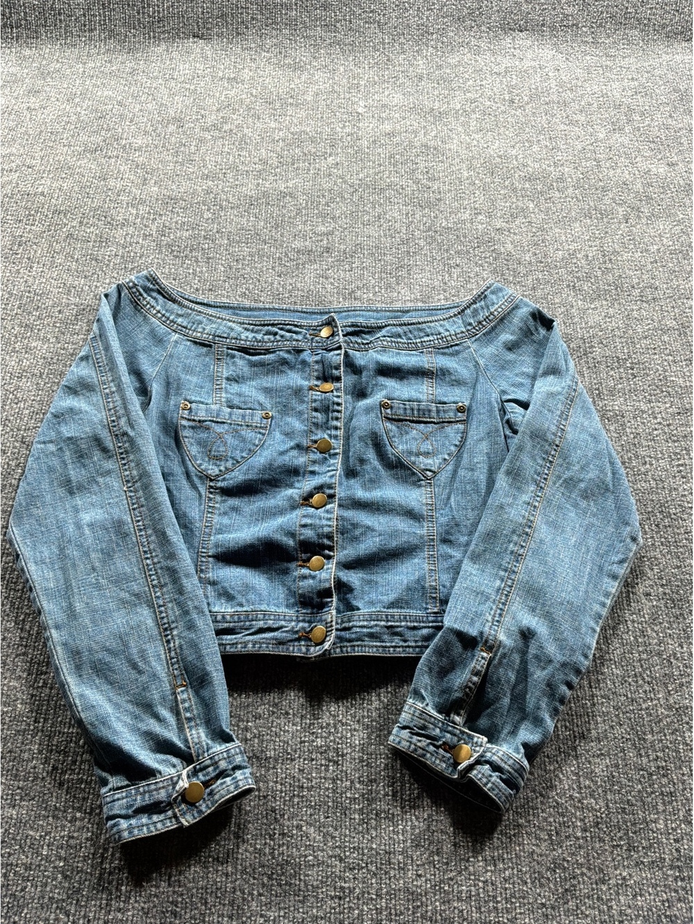 Forenza Women's Light Blue Vintage Off The Shoulder Denim Button-Up Jean Jacket